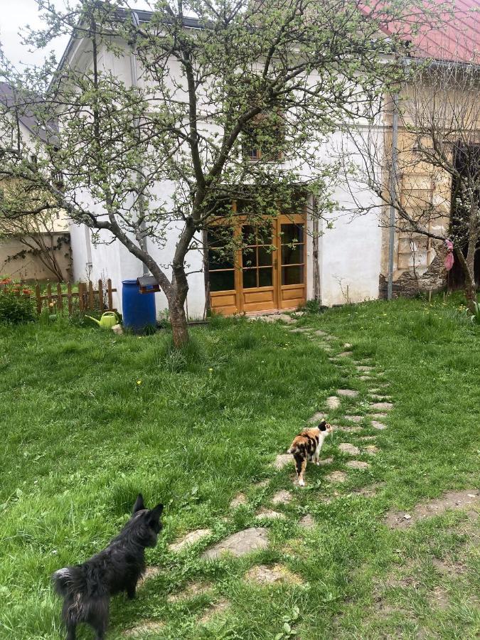 Stare Dekanstvi Utery Exteriér fotografie